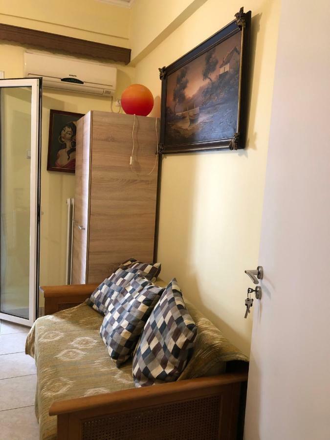 Anna Apartment In Kypseli アテネ エクステリア 写真