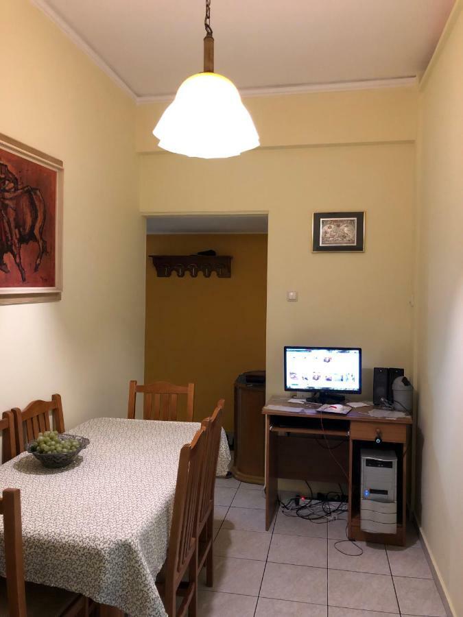 Anna Apartment In Kypseli アテネ エクステリア 写真